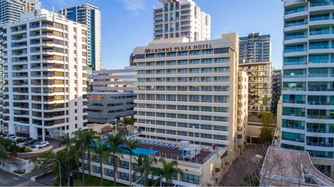Crowne Plaza Perth - Taree Accommodation 1