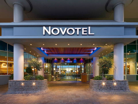 Novotel Perth Langley - Taree Accommodation 0