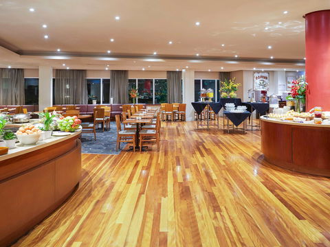 Novotel Perth Langley - Taree Accommodation 13