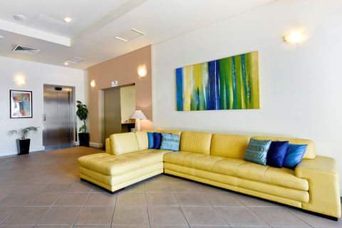 Metro Advance Apartments & Hotel - Taree Accommodation 2