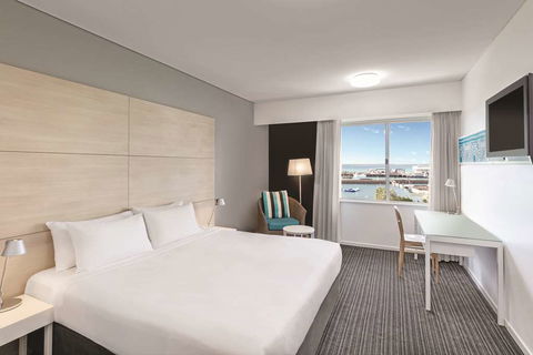 Vibe Hotel Darwin Waterfront - Taree Accommodation 10