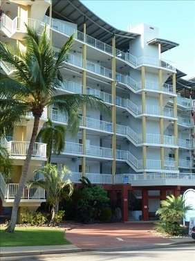 Cullen Bay Resorts - Taree Accommodation 11