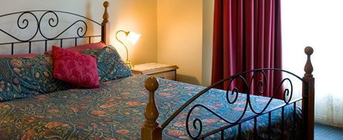 John Pirie Motor Inn - Taree Accommodation 0