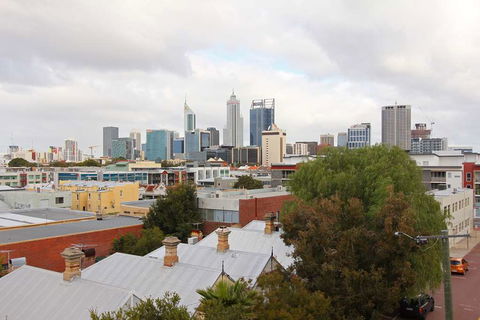 Zappeion Apartments - Taree Accommodation 0