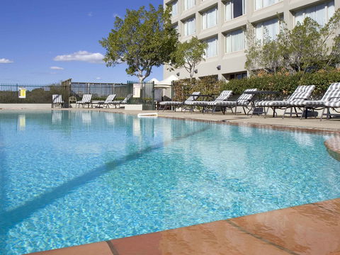 Mercure Hotel Parramatta - Taree Accommodation 2
