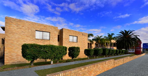 Metro Inn Ryde - Taree Accommodation 0