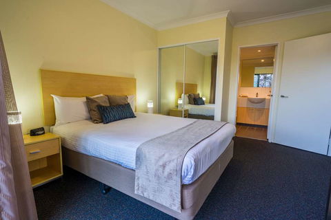Perth Ascot Central Apartment Hotel - Taree Accommodation 1
