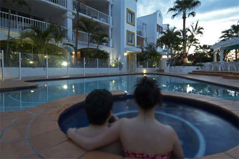 Santorini Holiday Apartments - Taree Accommodation 0