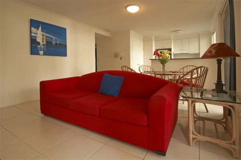 Santorini Holiday Apartments - Taree Accommodation 1