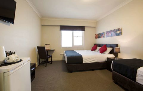 Enfield Hotel - Taree Accommodation 2