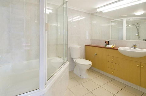 Springwood Tower Apartment Hotel - Taree Accommodation 2
