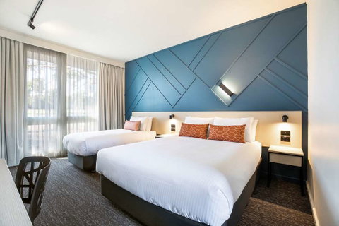Nightcap at Sandown Park Hotel - Taree Accommodation 1