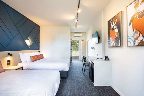 Nightcap at Sandown Park Hotel - Taree Accommodation 4
