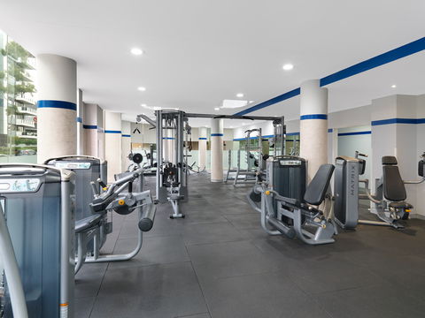 Meriton Suites Waterloo - Taree Accommodation 8