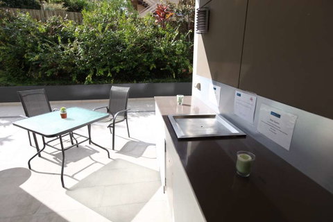 Essence Apartments Chermside - Taree Accommodation 13