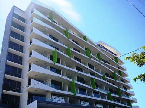 Code Apartments - Taree Accommodation 6