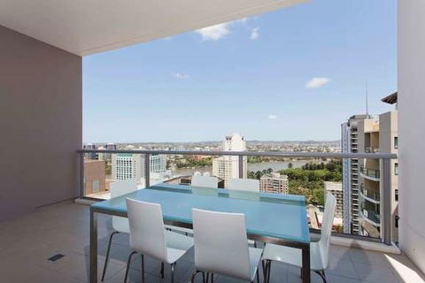 Mantra Midtown Brisbane - Taree Accommodation 7