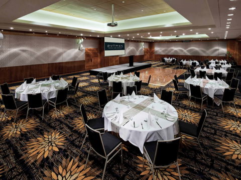 Pullman Reef Hotel Casino - Taree Accommodation 9