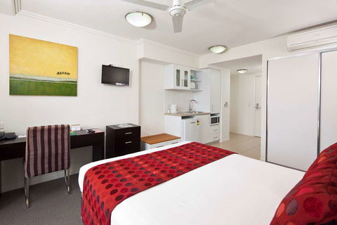 Cairns Central Plaza Apartment - Taree Accommodation 3