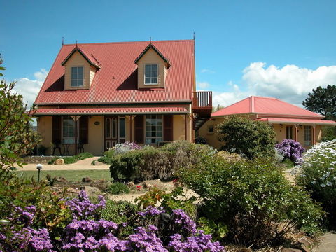 Swansea Cottages - Taree Accommodation 0