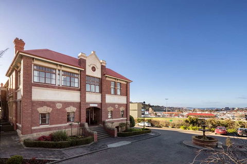 Rydges Hotel Hobart - Taree Accommodation 0