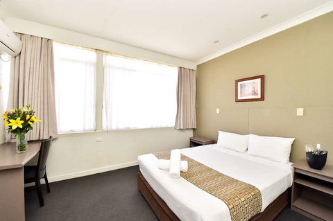 Diplomat Motel Alice Springs - Taree Accommodation 1
