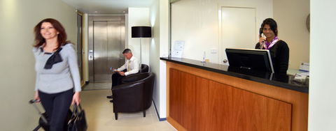 City Edge East Melbourne Serviced Apartm - Taree Accommodation 1