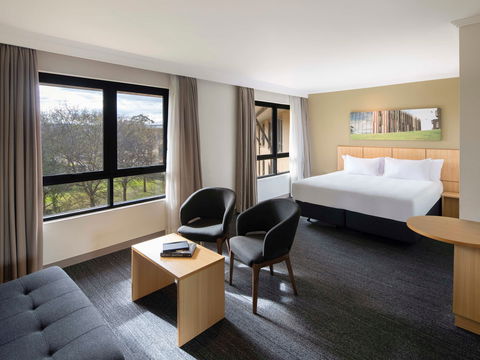 Mercure Sydney Macquarie Park - Taree Accommodation 2