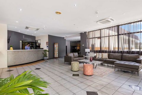 Hotel Frontier Darwin - Taree Accommodation 1