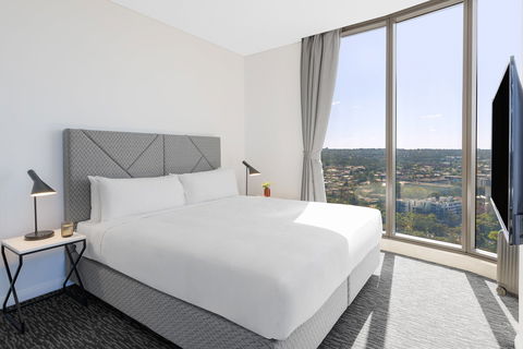 Meriton Suites George St - Taree Accommodation 0