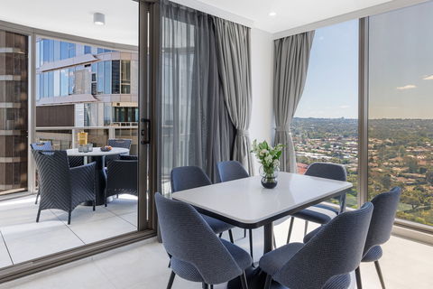 Meriton Suites George St - Taree Accommodation 2