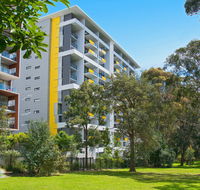 Astra Apartments MacQuarie Park - Taree Accommodation