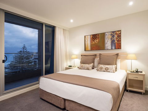 Oaks Liberty Towers - Taree Accommodation 1