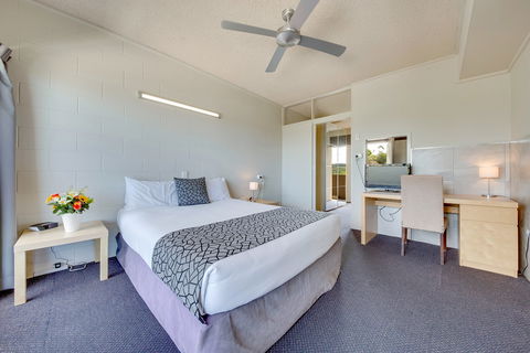 Camelot Motel - Taree Accommodation 0