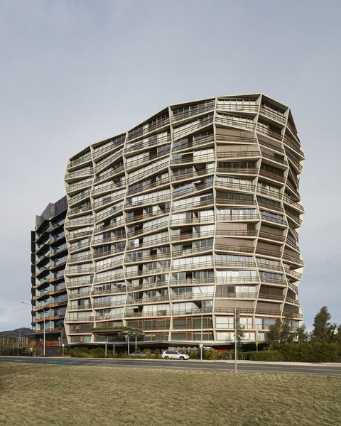 Ovolo Nishi - Taree Accommodation 0