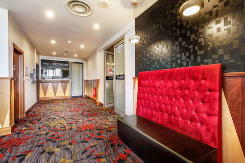 Nightcap At Findon Hotel - Taree Accommodation 2
