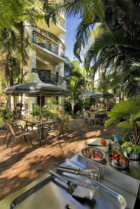 Tropic Towers Apartments - Taree Accommodation 2