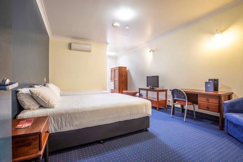 Atherton Hotel - Taree Accommodation 2