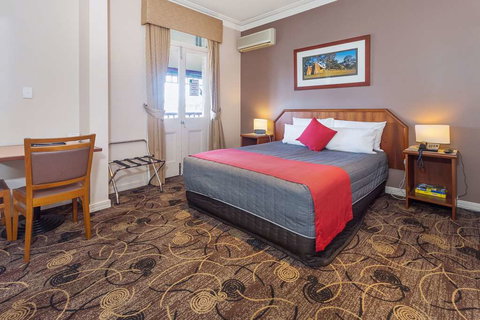 Quality Hotel Bayswater - Taree Accommodation 1