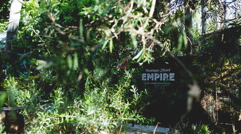 Empire Retreat - Taree Accommodation 0