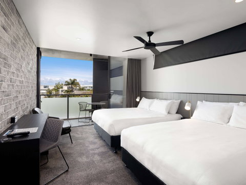 Sebel Brisbane Margate Beach - Taree Accommodation 10