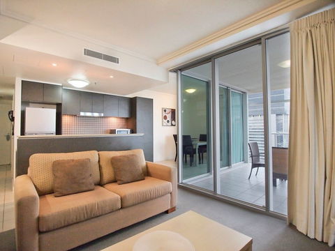Oaks Casino Towers - Taree Accommodation 2