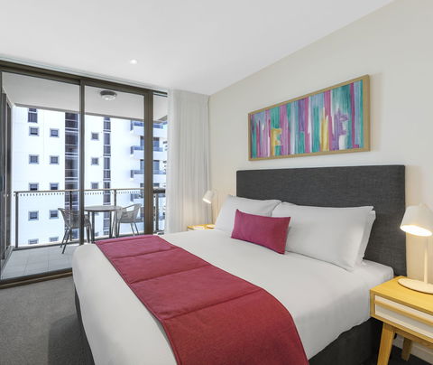 Avani Broadbeach Residences - Taree Accommodation 2