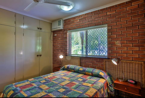 Bayside Holiday Apartments - Taree Accommodation 1