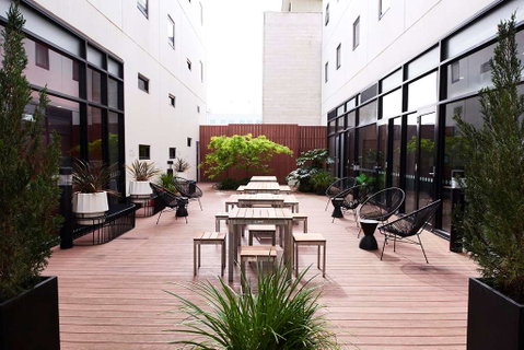 Essence Hotel Carlton - Taree Accommodation 1