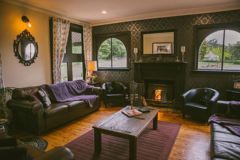 Sylvan Glen Guest House - Taree Accommodation 0