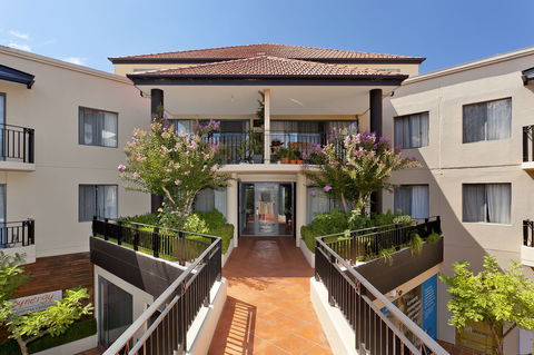Astra Apartments The Griffin - Taree Accommodation 2