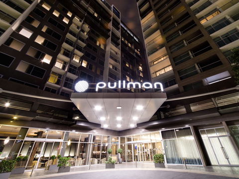 Pullman Adelaide - Taree Accommodation 0