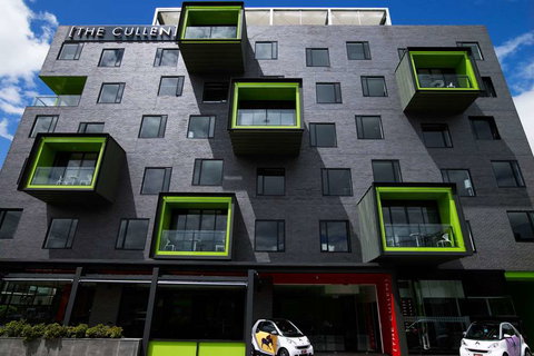 The Cullen Melbourne - Art Series - Taree Accommodation 1