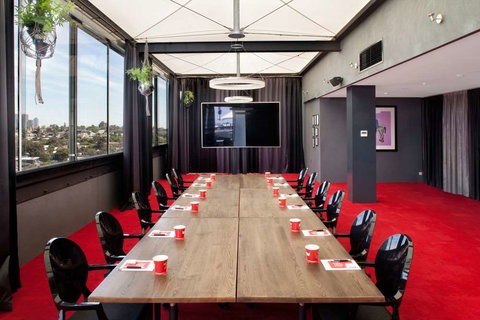 The Cullen Melbourne - Art Series - Taree Accommodation 2